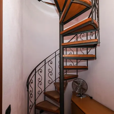 La Pietra Di - Vista E Accesso Al Daire