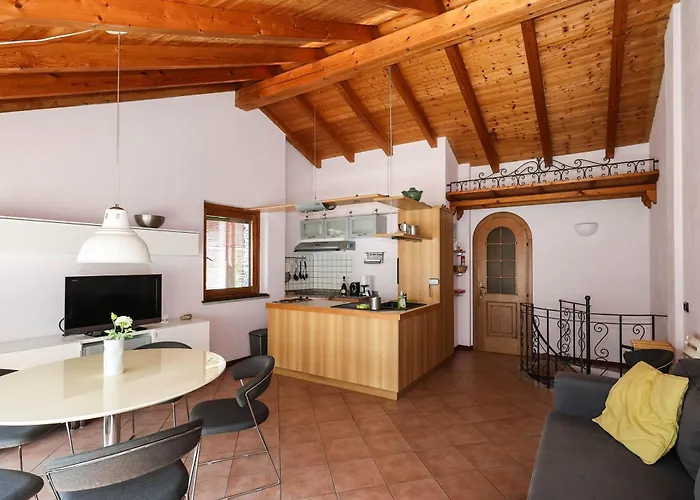 La Pietra Di - Vista E Accesso Al Oira